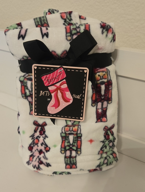Betsey Johnson Other - Betsey Johnson Nutcracker 2-Piece Hand Towel Set Cotton Hand Towel Set Nwt